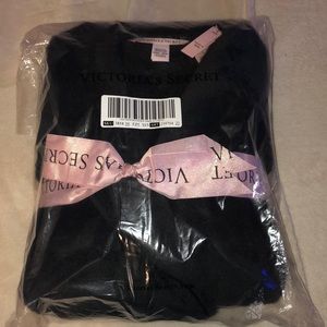 Only 1 M/L left VS Short and Cozy Robe